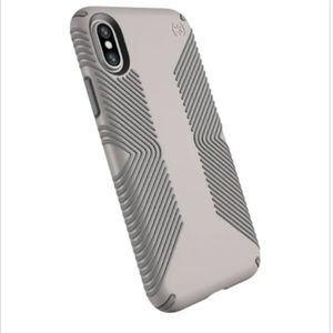 Grey SPECK iphone xs case (BRAND NEW CONDITION)